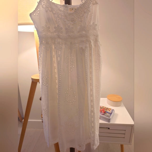 Rebellion Dress - Picture 4 of 5